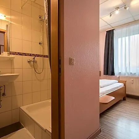 Rheinauer Hof - Hotel
